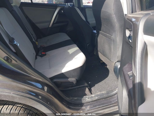Toyota Rav4 Xle 2018 JTMWFREV2JJ171720 Image 8
