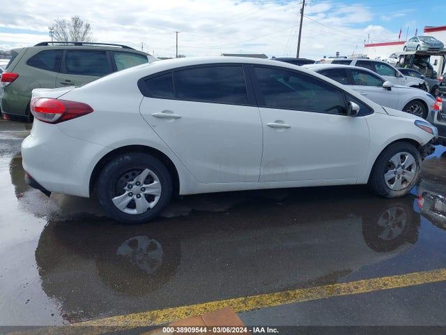 KIA FORTE LX 2017 3KPFK4A78HE040269 Image 13