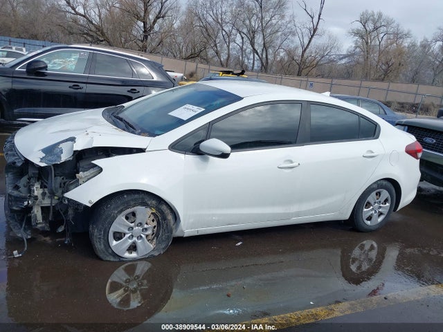 KIA FORTE LX 2017 3KPFK4A78HE040269 Image 14