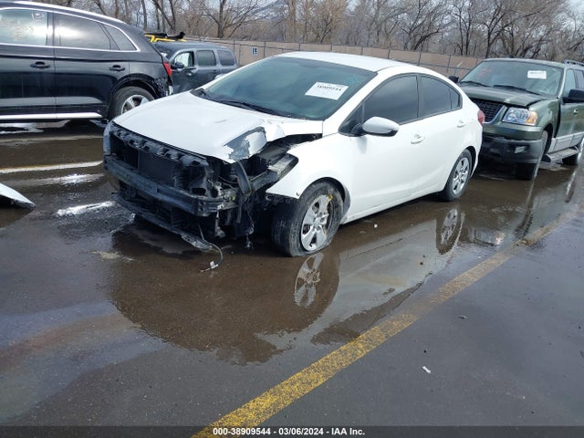 KIA FORTE LX 2017 3KPFK4A78HE040269 Image 2