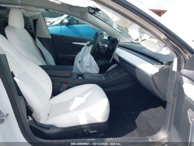 5YJ3E1EA2PF582555 Tesla MODEL 3