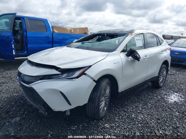 Toyota Venza Limited 2021 JTEAAAAH5MJ066647 Image 2