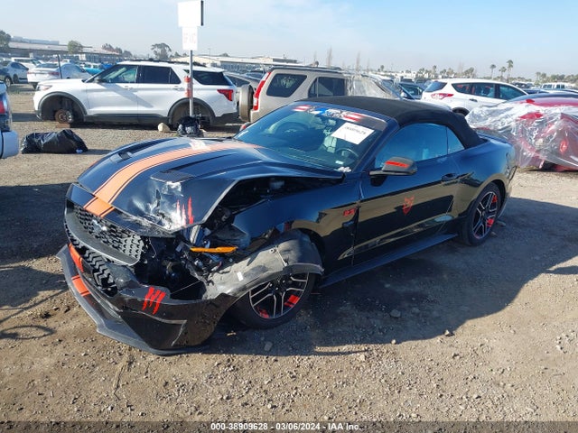 Ford Mustang Ecoboost Premium 2020 1FATP8UH7L5120771 Image 2