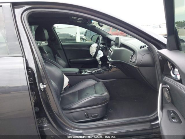 KNAE15LA7M6088940 KIA Stinger Gt-line