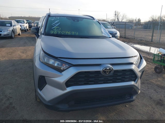Toyota RAV4 LE 2021 2T3H1RFV3MC147858 Image 12