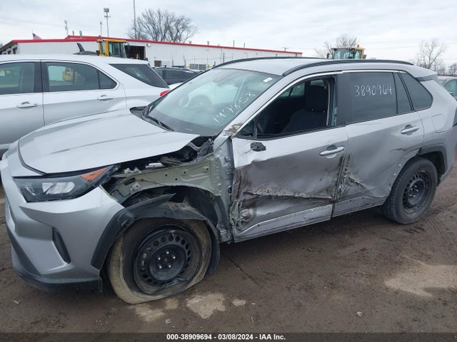 Toyota RAV4 LE 2021 2T3H1RFV3MC147858 Image 6