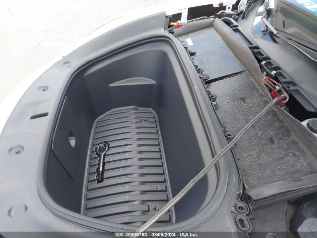 2023 TESLA MODEL Y 7SAYGDEEXPF805528 Photo 9