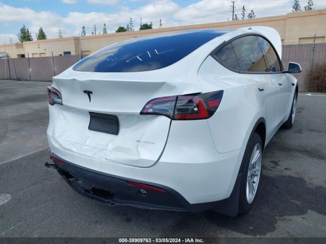 2023 TESLA MODEL Y 7SAYGDEEXPF805528 Photo 3