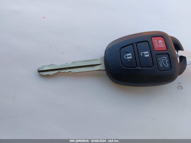 Toyota Rav4 Xle 2016 2T3WFREV1GW267753 Image 11