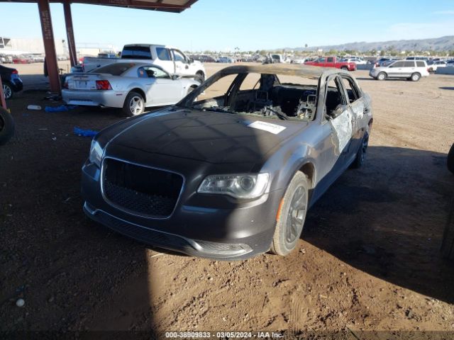 2C3CCAAG9KH568739 Chrysler 300 Touring