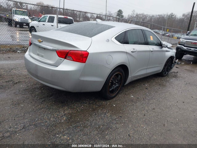 Chevrolet IMPALA 1LT 2017 2G1105SA3H9175697 Image 4