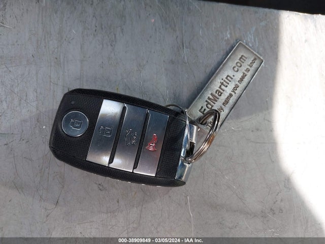 KIA OPTIMA EX 2018 5XXGU4L37JG197362 Image 11