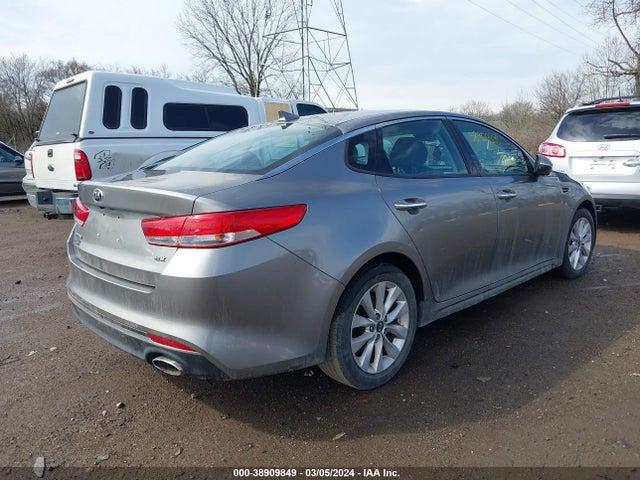 KIA OPTIMA EX 2018 5XXGU4L37JG197362 Image 4