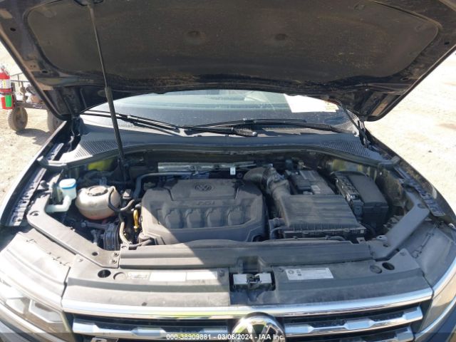 3VV4B7AX1LM037979 Volkswagen Tiguan 2.0t Sel Premium R-line