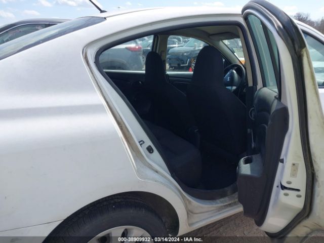3N1CN7AP0GL877459 Nissan Versa 1.6 S