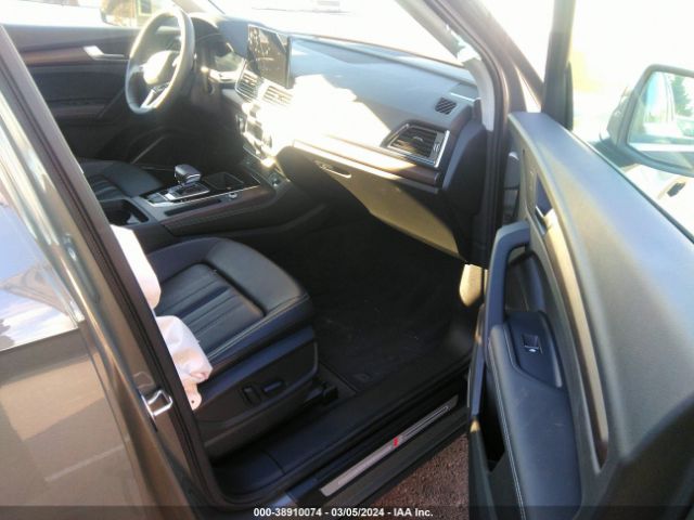 2023 AUDI Q5 WA1EAAFY7P2047685 Photo 4