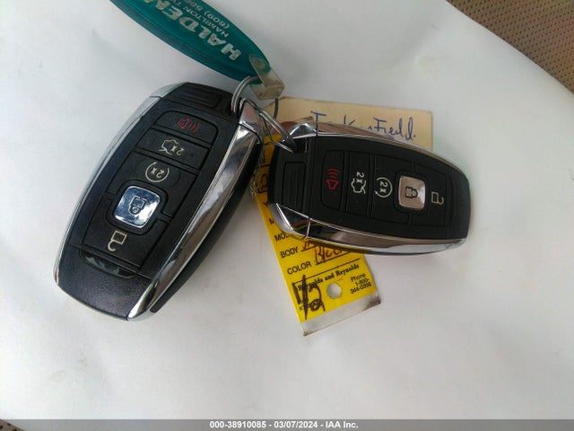 2LMPJ8KP9KBL13151 Lincoln Nautilus Select