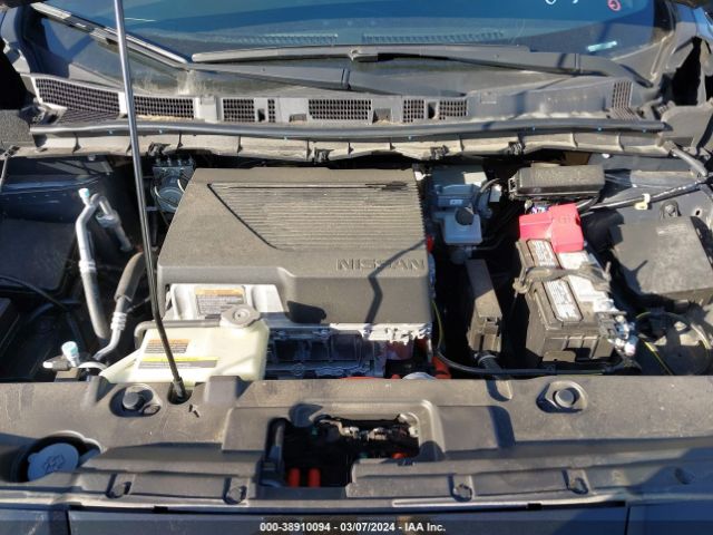 1N4AZ1CP8JC314347 Nissan LEAF SV