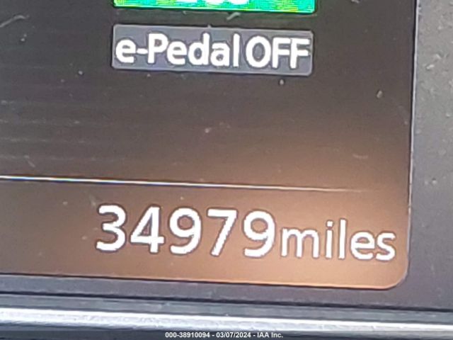 1N4AZ1CP8JC314347 Nissan LEAF SV