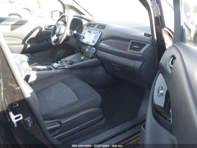 1N4AZ1CP8JC314347 Nissan LEAF SV