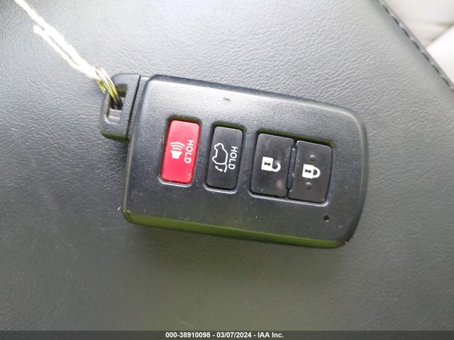 Toyota Rav4 Limited 2017 2T3DFREV6HW645378 Image 11