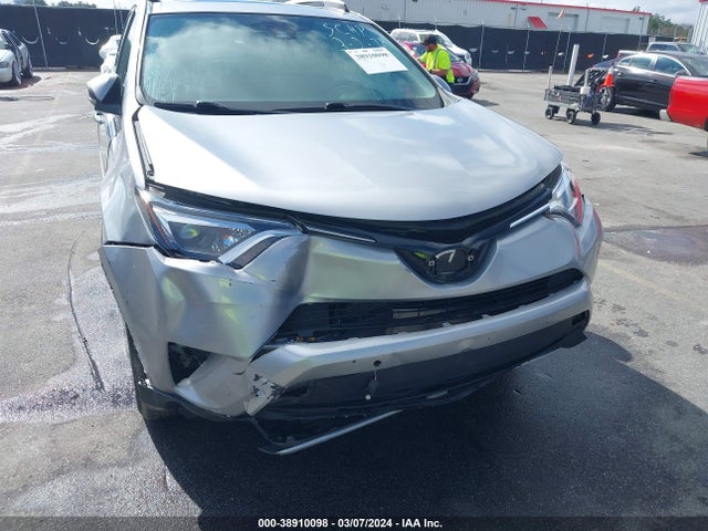Toyota Rav4 Limited 2017 2T3DFREV6HW645378 Image 6