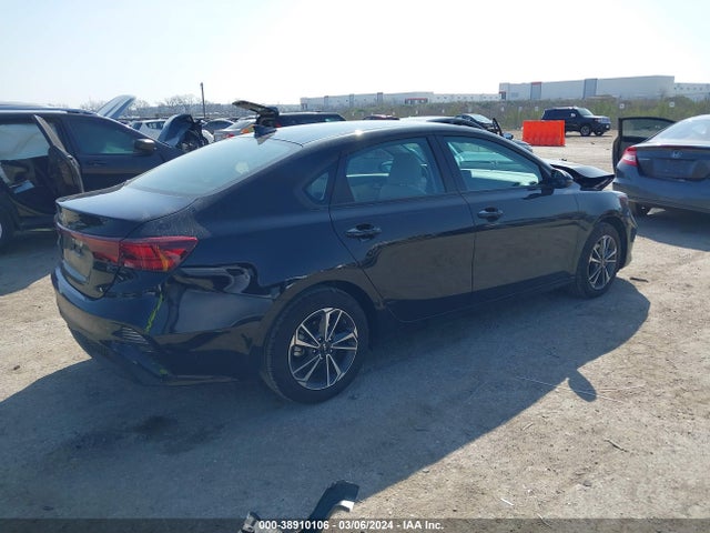 KIA Forte Lxs 2023 3KPF24AD6PE675995 Image 4