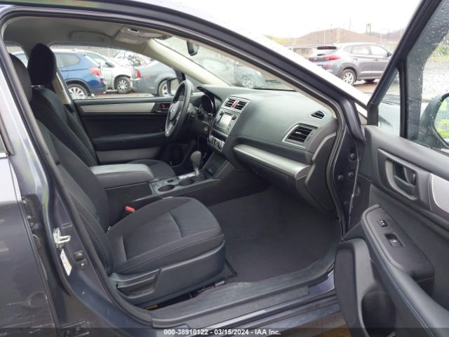 4S3BNAA61G3036095 Subaru Legacy 2.5i