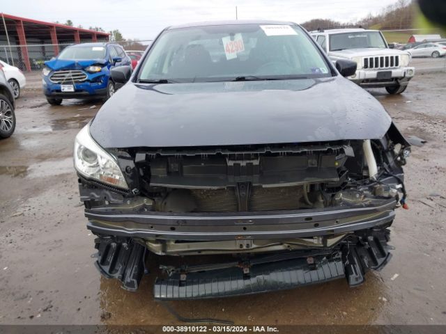 4S3BNAA61G3036095 Subaru Legacy 2.5i