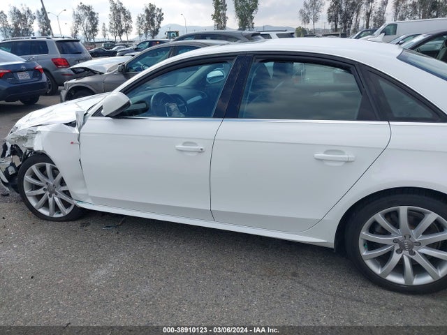 Audi A4 2.0t Premium 2014 WAUBFAFL0EN044151 Image 14
