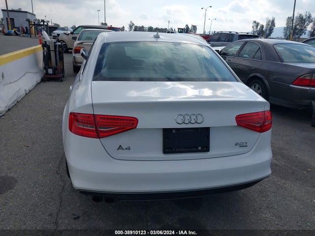 Audi A4 2.0t Premium 2014 WAUBFAFL0EN044151 Image 16
