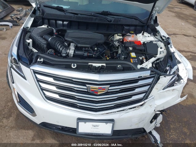 1GYKNCRS3JZ134296 Cadillac XT5 LUXURY