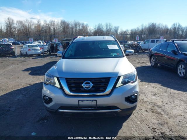 5N1DR2MM0JC640009 Nissan Pathfinder Sv