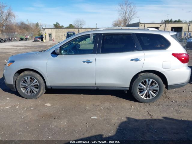 5N1DR2MM0JC640009 Nissan Pathfinder Sv