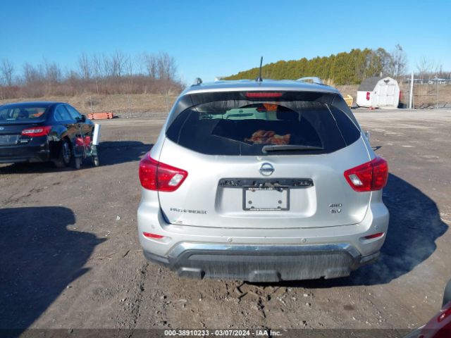 5N1DR2MM0JC640009 Nissan Pathfinder Sv