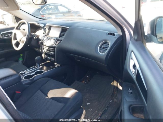 5N1DR2MM0JC640009 Nissan Pathfinder Sv