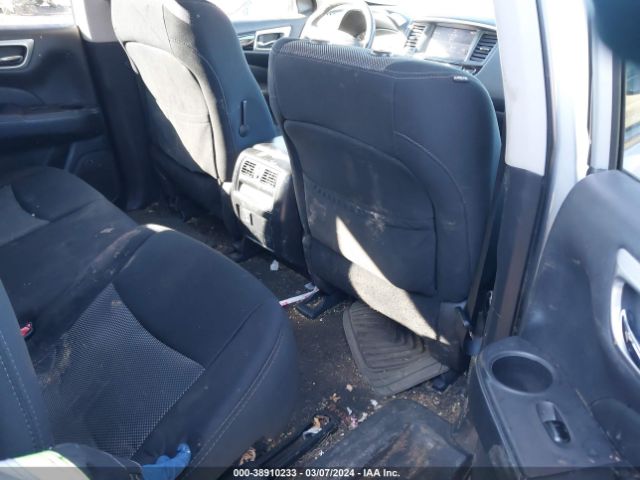 5N1DR2MM0JC640009 Nissan Pathfinder Sv