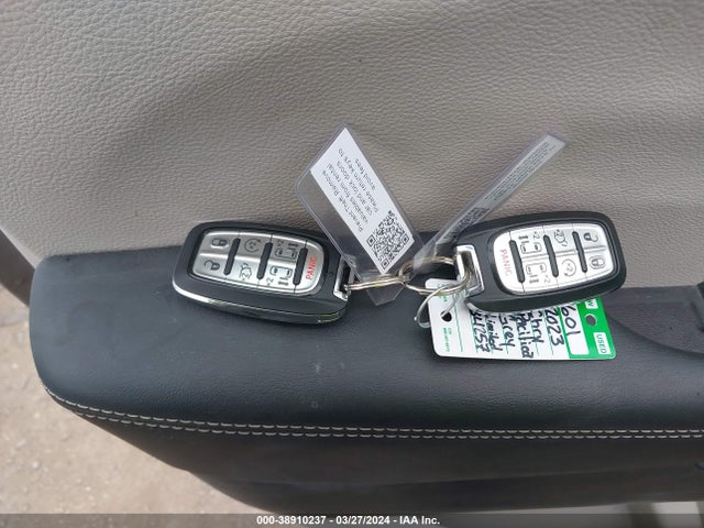 Chrysler Pacifica Limited 2023 2C4RC1GGXPR534257 Image 11