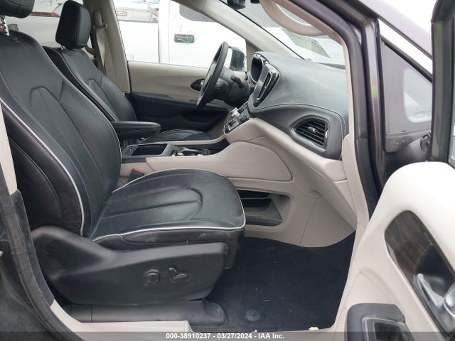 Chrysler Pacifica Limited 2023 2C4RC1GGXPR534257 Image 5