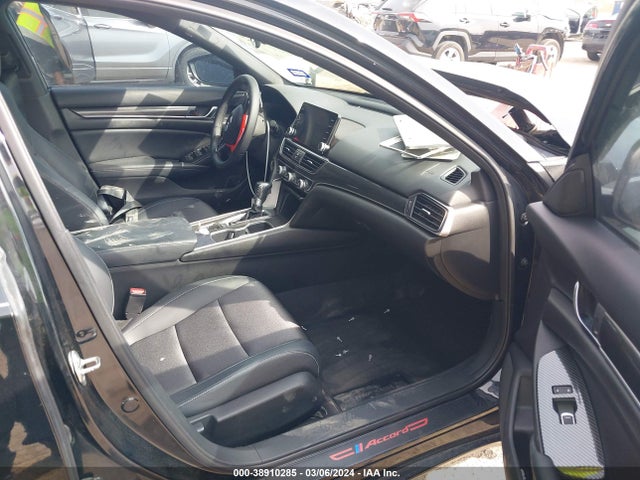 Honda Accord Sport 2018 1HGCV1F37JA000970 Image 5