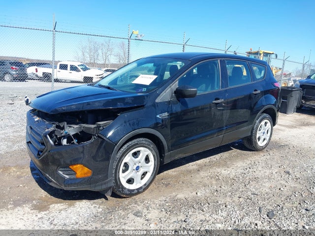 Ford ESCAPE S 2018 1FMCU0F71JUC57230 Image 2