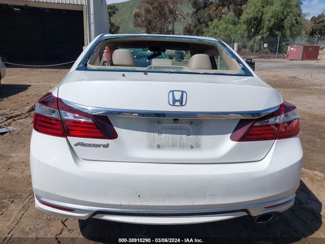 Honda ACCORD LX 2016 1HGCR2F48GA098385 Image 17