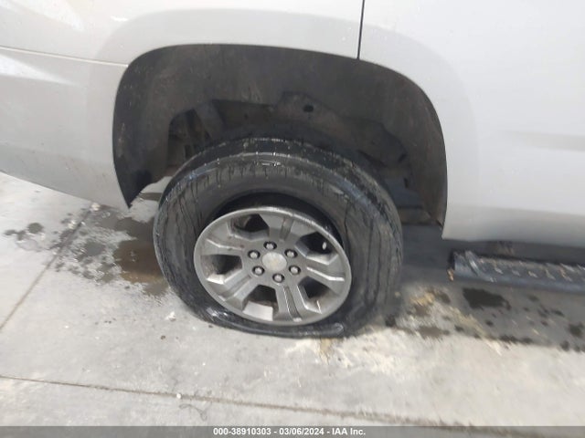 Chevrolet Tahoe Lt 2017 1GNSKBKC6HR221686 Image 19