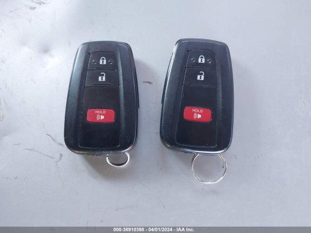 Toyota Prius 2018 JTDKARFU6J3063544 Image 11