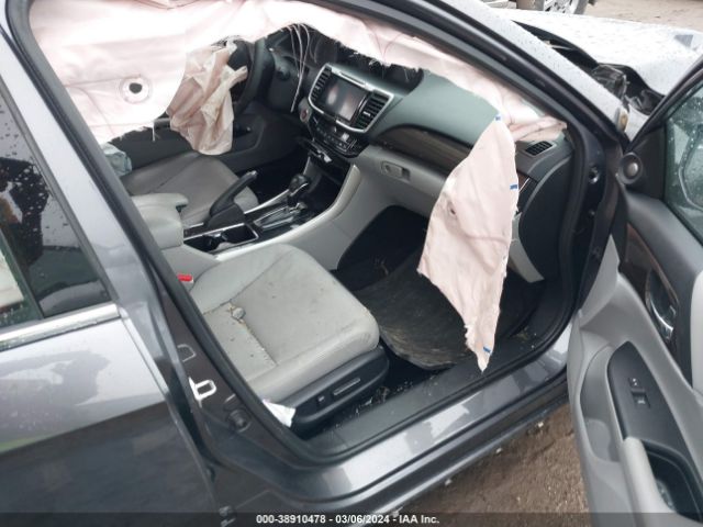 1HGCR3F90HA015342 Honda Accord Touring V6