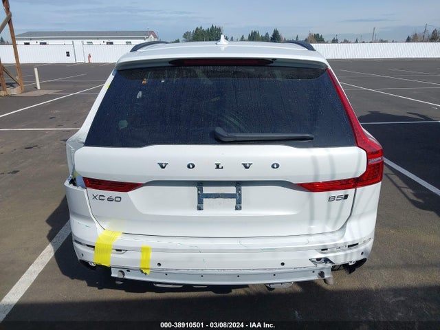 YV4L12RK1P1374144 Volvo Xc60 B5 Core