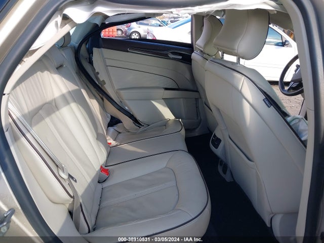 Ford Fusion Energi Platinum 2017 3FA6P0SU5HR354748 Image 8