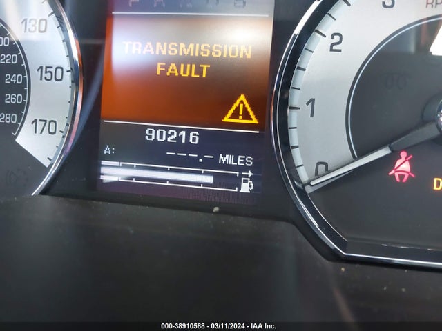 2010 JAGUAR XF SAJWA0GB7ALR61601 Photo 6