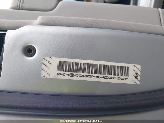 2010 JAGUAR XF SAJWA0GB7ALR61601 Photo 8