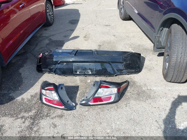 Chevrolet VOLT LT 2018 1G1RC6S54JU143398 Image 12